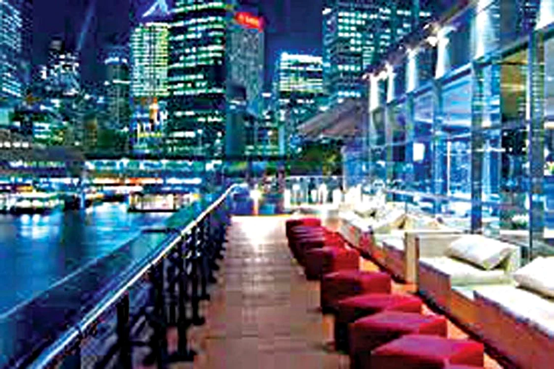Localul Cruise Bar din cartierul Darling Habour al metropolei  Sydney