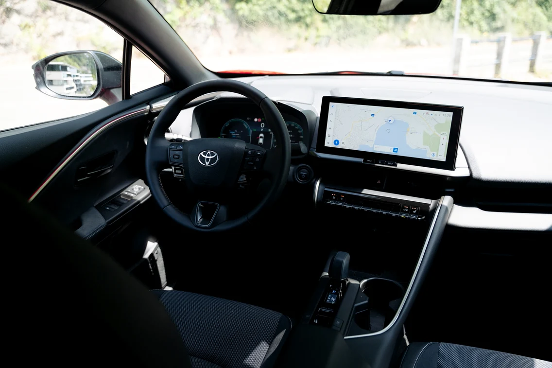 Detalii interior Toyota C-HR Foto: Autocritica