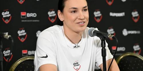 Cristina Neagu (Sportpictures) jpg