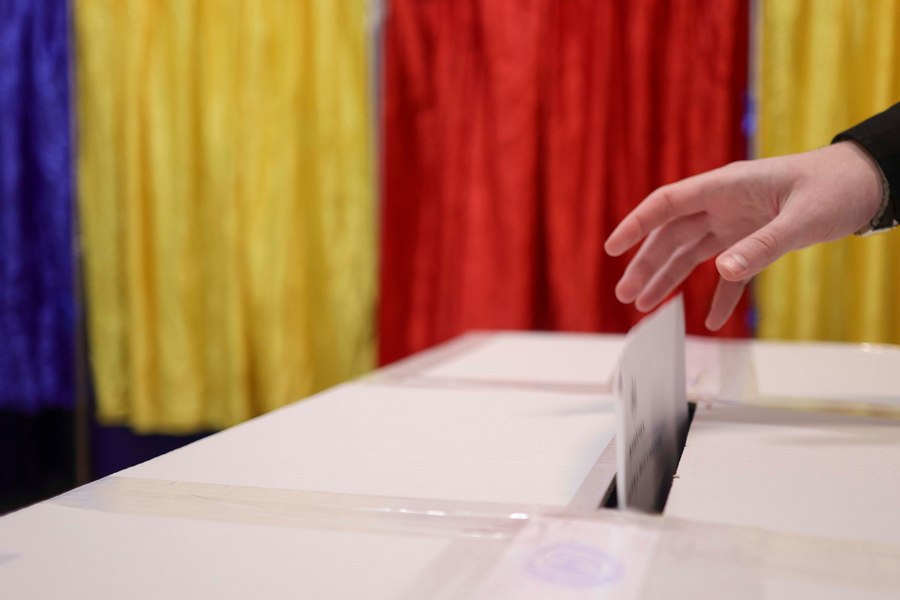 Suspiciuni de fraudă la vot în București: poliția verifică mai multe sesizări