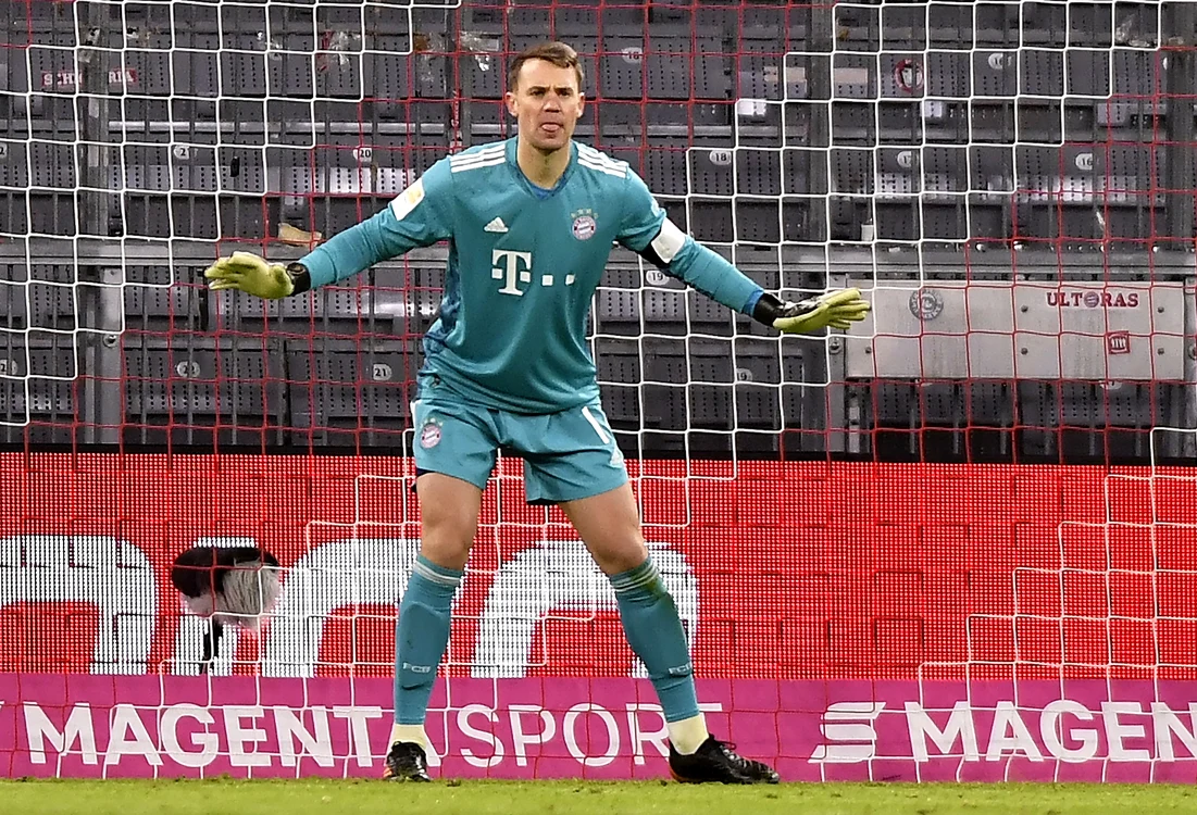 
    Manuel  Neuer a egalat recordul lui Oliver KahnFoto: EPA-EFE  