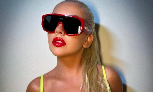 Christina Aguilera selfie uri, Instagram (1) (1) jpg