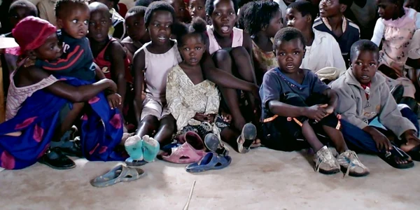 calarasi copii din Africa FOTO Faceb/Mihaela si Mihai Brasov