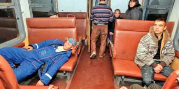Navetiştii şi vagonul scorojit, a doua lor casă