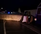Imagini de coşmar pe DN 14 în Axente Sever - Sibiu în urma coliziunii dintre un TIR şi o maşină o persoană a murit Foto Adevărul