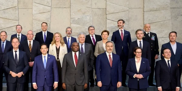 ministrii de externe nato la bruxelles foto x png