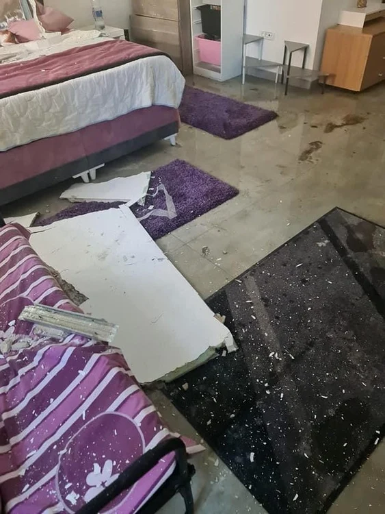 
    Larisa Drăgulescu, acum model pentru un site cu filme pentru adulți, are probleme cu apartamentul recent achiziționatfoto: arhiva personală  