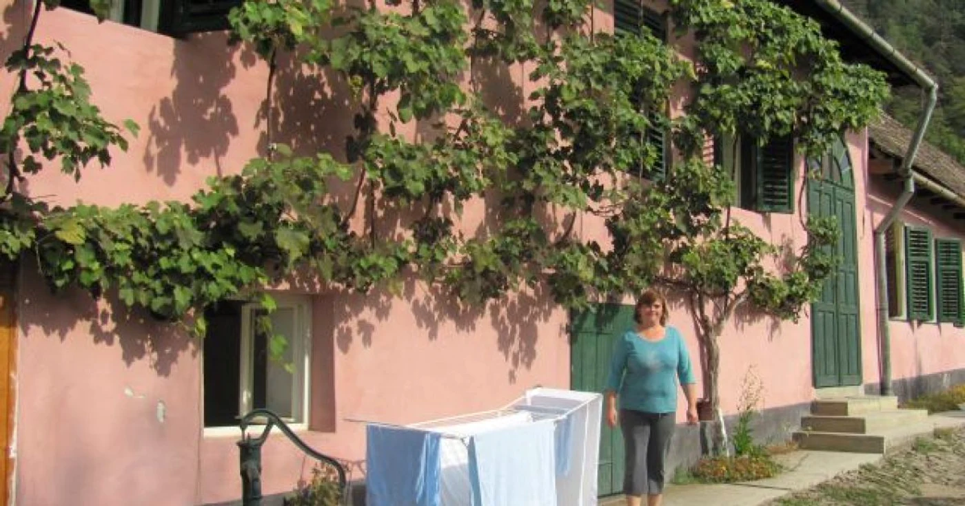 La Malancrav, turistii platest 80 de lei pentru o noapte de cazare