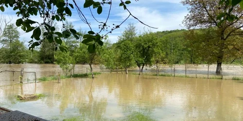 inundatii in nordul judetului hunedoara foto prefectura Hunedoara