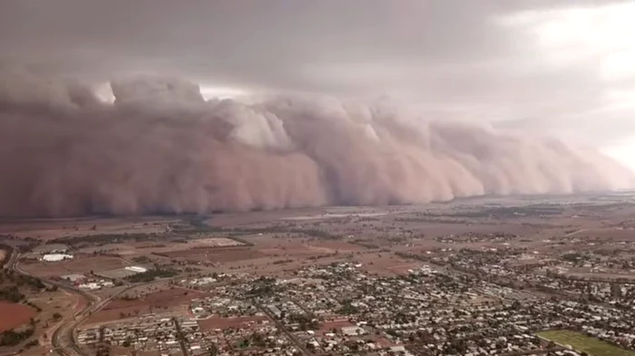 Anul acesta au avut loc foarte multe fenomene extreme. Foto: Click.