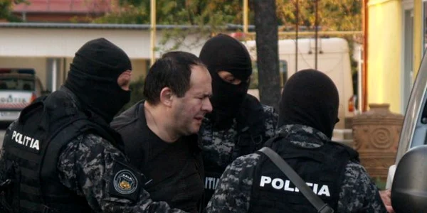 Luigi Nicolae Vasi a fost adus pentru audieri la Poliţia Prahova. Foto Alex Policală