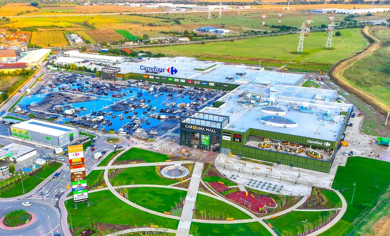Zona unde a fost construit mall-ul FOTO Facebook/ Județul Alba