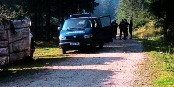 Copiii au fost găsiţi de jandarmi