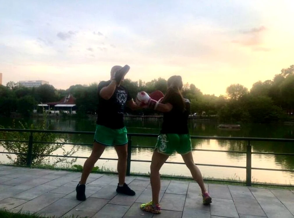 Irina Ciobanu se antrenează zilnic la kickboxing