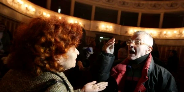 Mihai Barbu a propus ca pucşăriaşii să fie hrăniţi cu carne de câine. Foto: Victor C. Boldîr