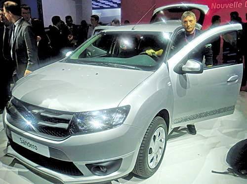 Sandero 2. Beneficiază de propulsor Tce, pe benzină, de 0,9 litri