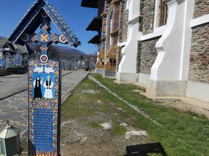 Cimitirul vesel din Săpânța este unic în lume. FOTO: Remus Florescu