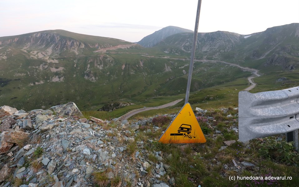 Restricţii pe Transalpina. În ce interval orar se mai poate circula între Rânca şi Obârşia Oltului