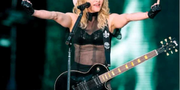 Madonna şi familia ei, distracţie la Bucureşti - revista presei mondene