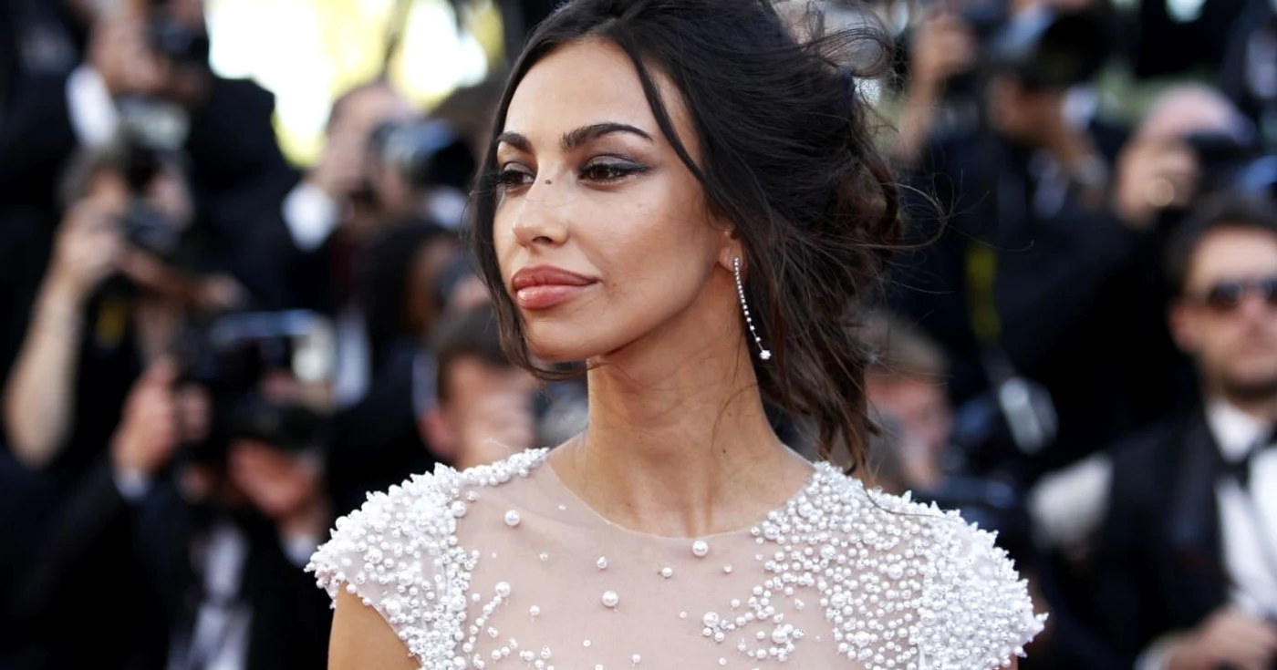Mădălina Ghenea susţine că a fost
întrebată care este părera părinţilor ei despre regimul comunist
FOTO AP