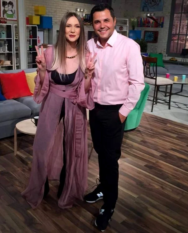 Aşa se îmbrăca Adela până de curând