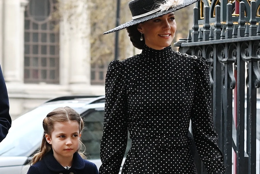 Ducesa Kate și Prințesa Charlotte, la memorialul Prințului Philip Foto: EPA/EFE