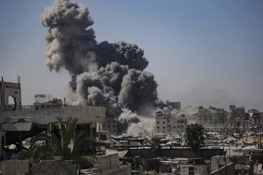 Izrael ubil lokalnega poveljnika Hamasa v Gazi, delegacija Hamasa prispela v Kairo