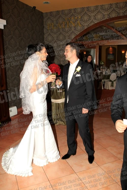 Nicoleta Luciu şi soţul ei au primit zeci de cadouri de la invitaţi