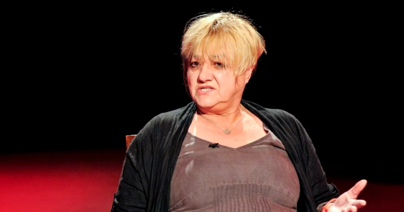 Lia Manţoc oferă un
interviu inedit echipei „Nocturne“ FOTO TVR 1