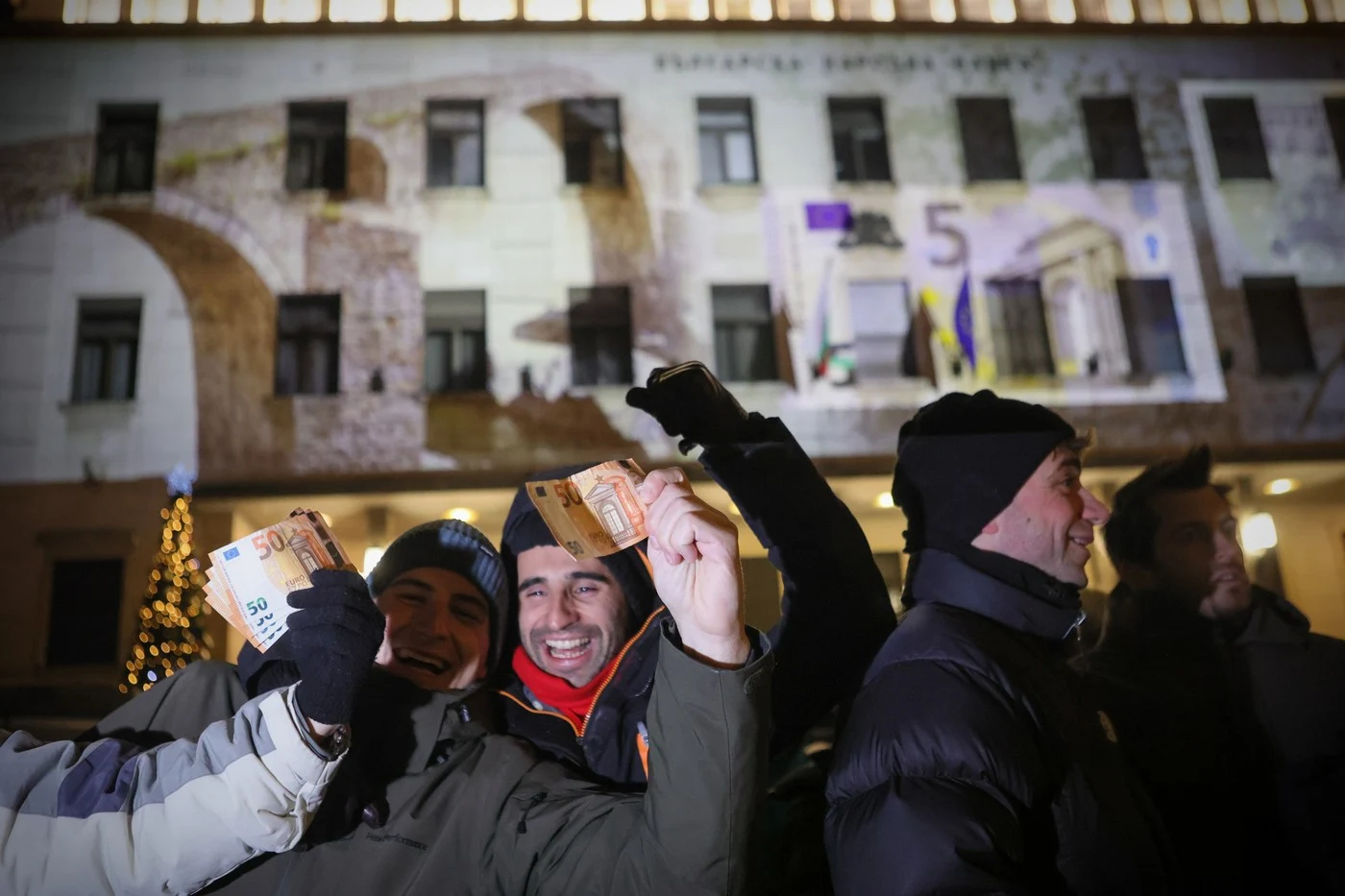 Bulgaria a trecut oficial la euro în prima zi din 2026. Populația se teme de scumpiri