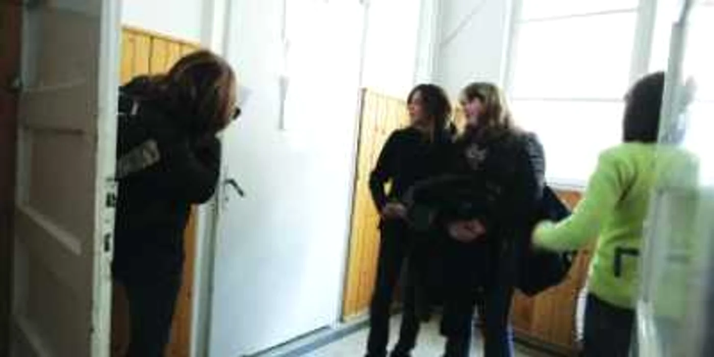 Iaşi: Regiunea pe scurt/ Medicii şcolari vin cu spirtul de acasă