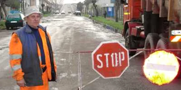 De azi au început lucrările pe strada Fabricii, termenul de finalizare fiind 28 mai 2010