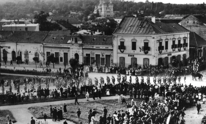 Umilirea românilor până la exterminare  Politica autorităților maghiare în Transilvania de Nord (1940 1944)  jpeg