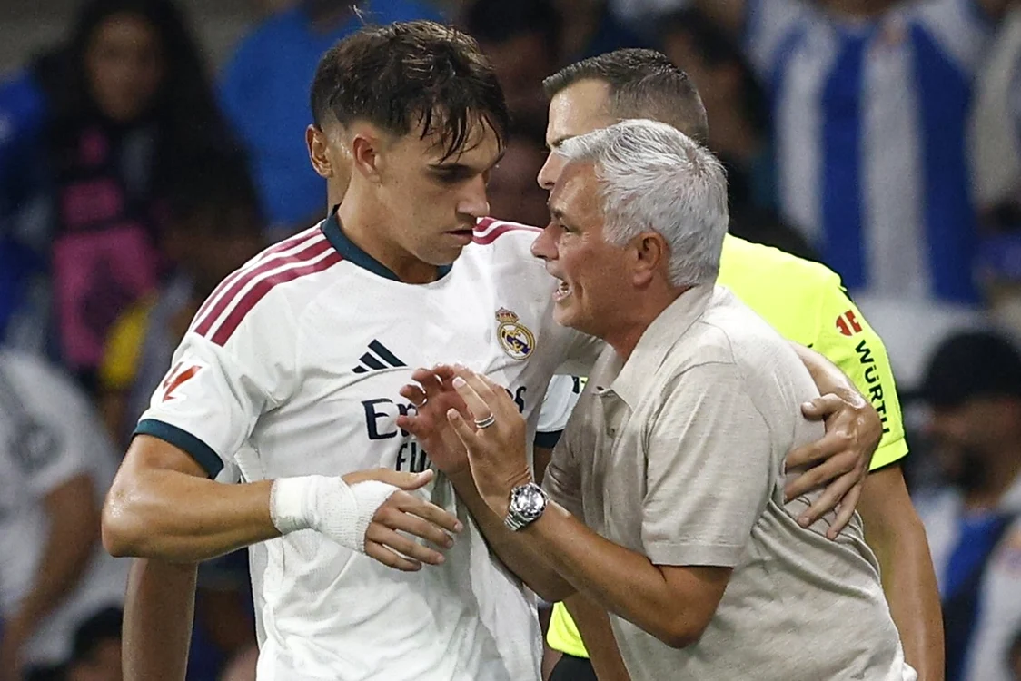 Espi primește ultimele sfaturi de la Mourinho