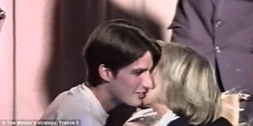 Macron liceu Brigitte Daily Mail