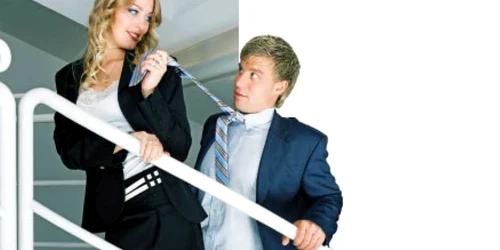 O aventură de-o noapte (sau „one night stand", cum a fost preluată ca expresie) înseamnă atracţie sexuală sau libidou