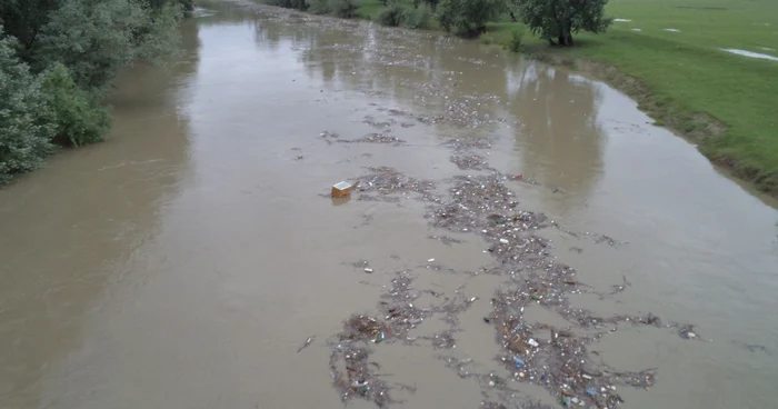 Râul Prahova a fost sub cod galben de inundații și săptămâna trecută. Foto Dana Mihai