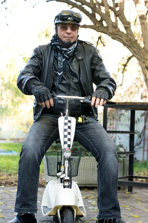 Motocicletele lui Adi Bărar