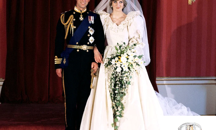 Wedding Portrait of Prince Charles and Princess Diana jpeg