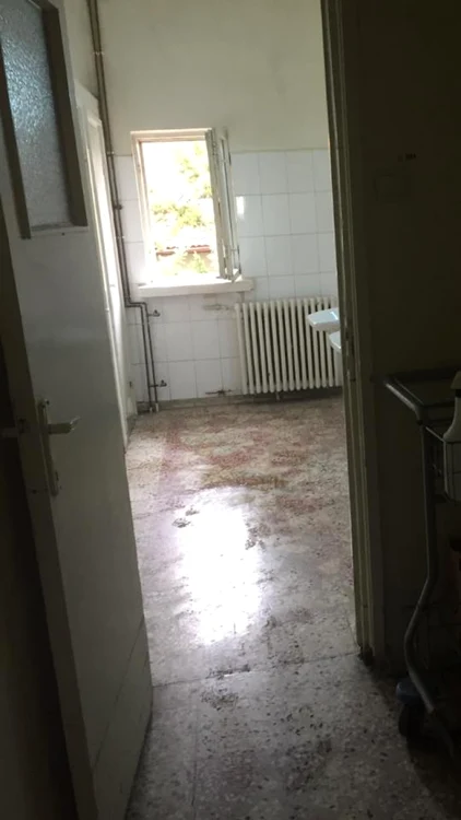 Condiţiile sunt îngrozitoare                                                                                          FOTO: Facebook