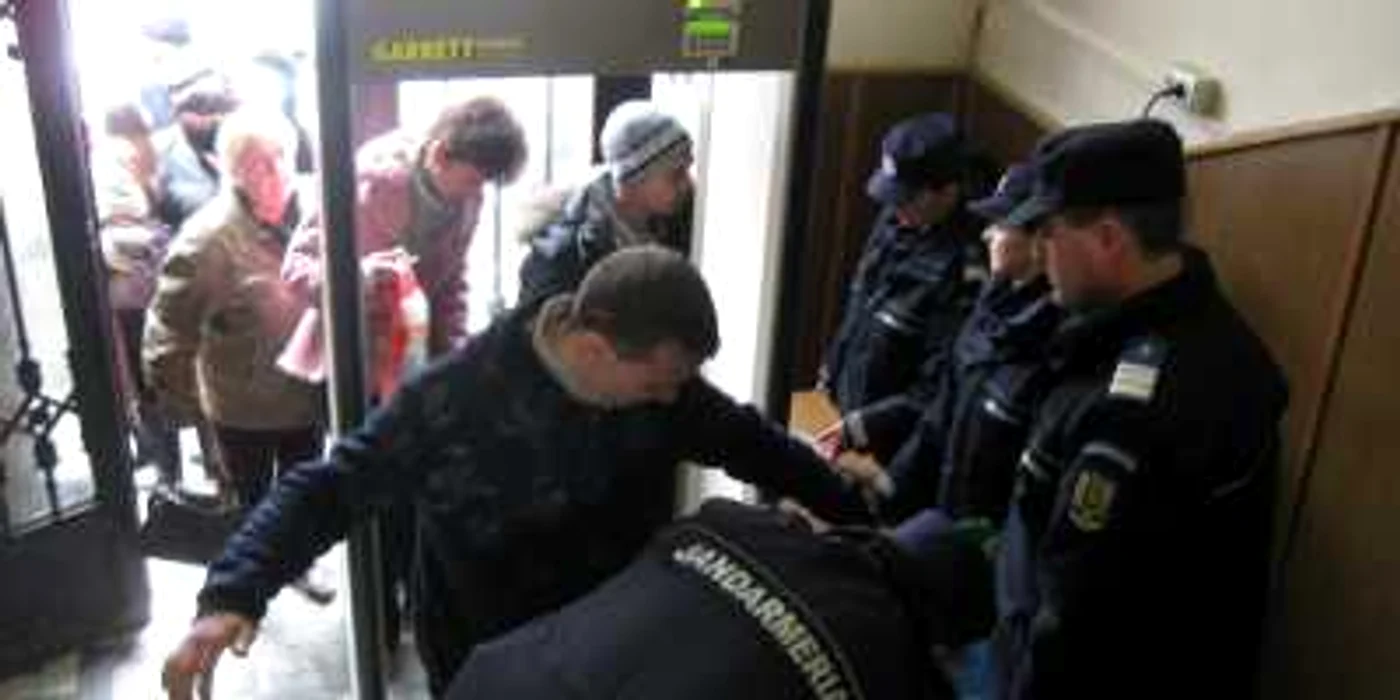 Hoţul a furat  67 de componente noi, specifice instalaţiilor sanitare