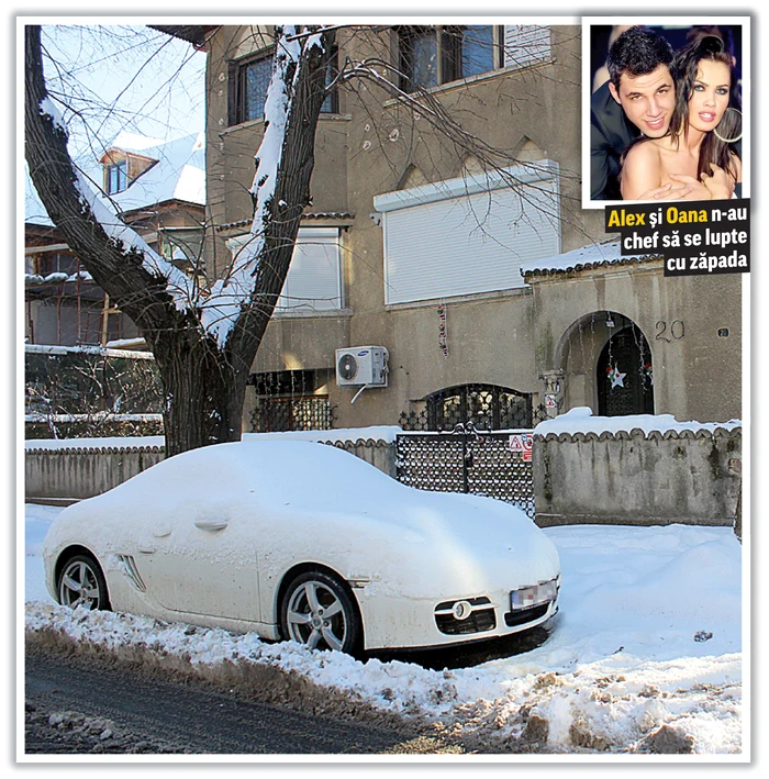 
    Unii și-au curățat mașinile și trotuarele, alții fac slalom prin omăt  