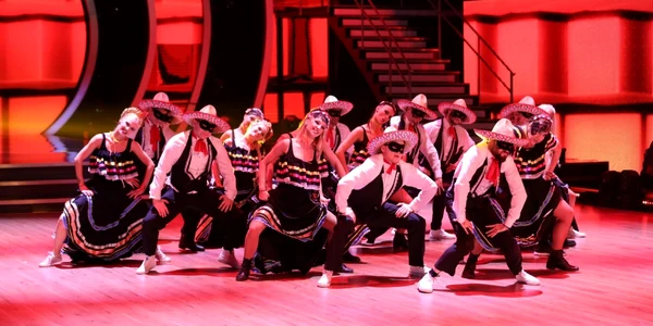 uite cine danseaza pro tv 