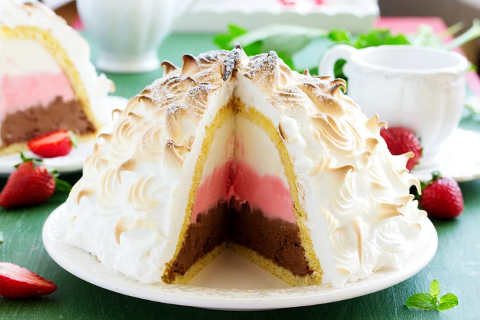 tort alaska shutterstock 649174858 jpg
