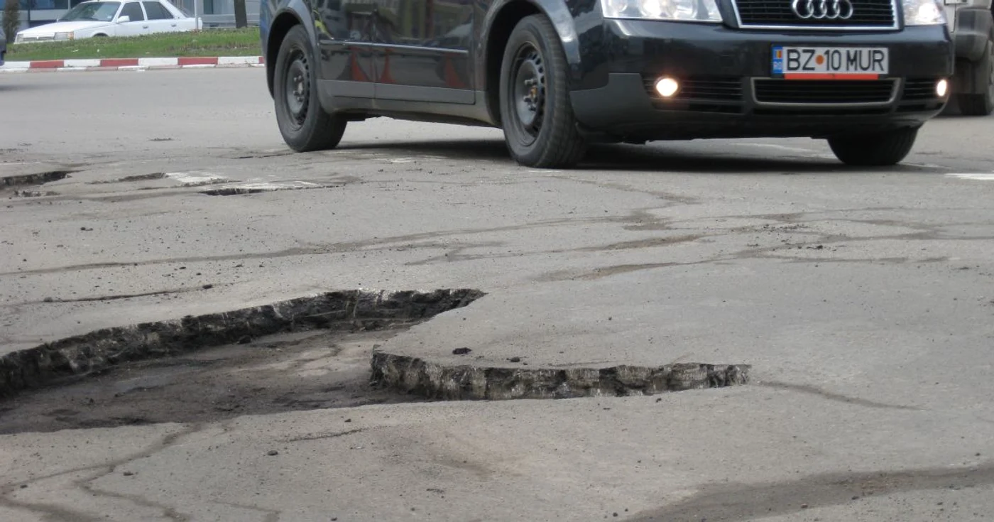 Străzile oraşului vor fi reparate