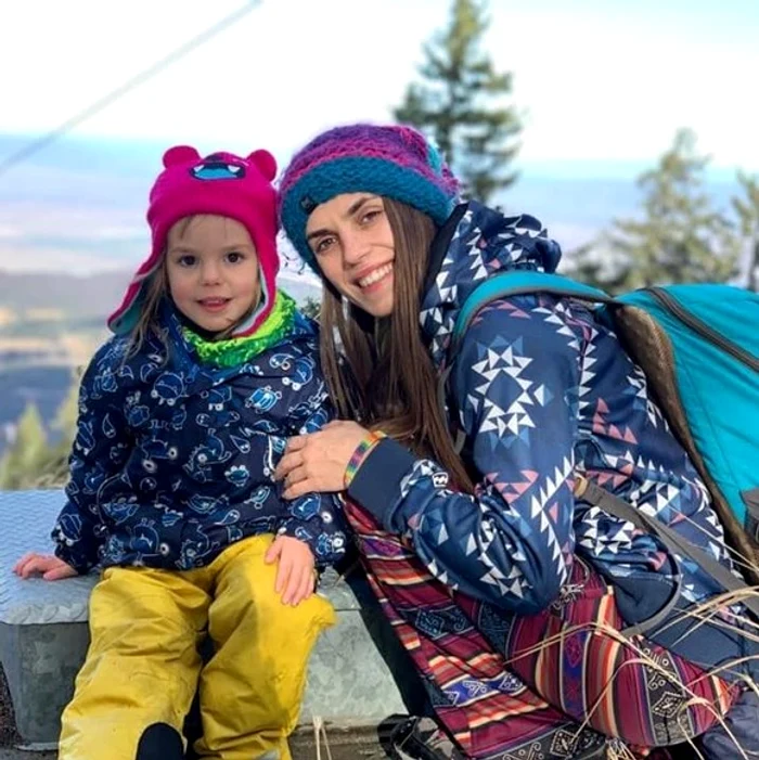 Iris are patru ani. Nicoleta Cîrjan, mama fetiței, a avut, în 2015, o relație scurtă cu fostul principe Nicolae