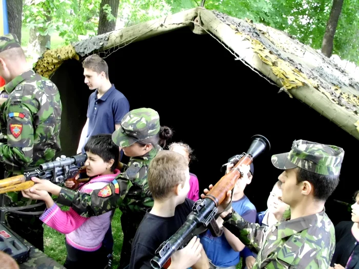 Festivitatea de 9 mai din parcul obor