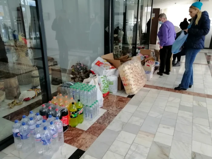 ajutor refugiati