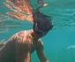 Imaginiile cu delfinul au făcut furori pe internet / Sursa foto: Omul cu Branhii
