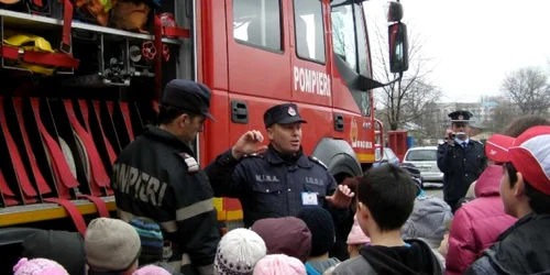 pompieri tulcea elevi